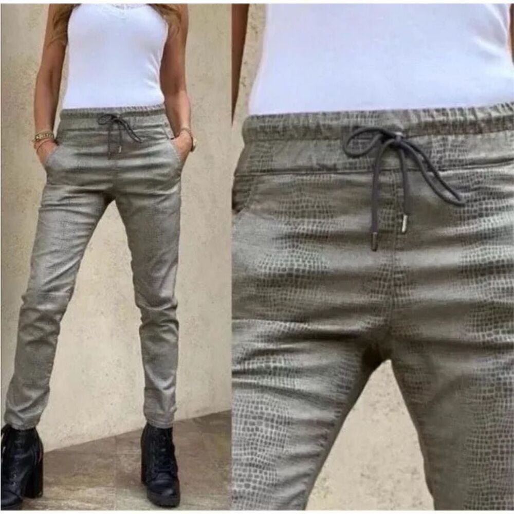 Bevy Flog Shely Original Pant Silver Sage Gray Snakeskin Print Cotton Size 24 (2